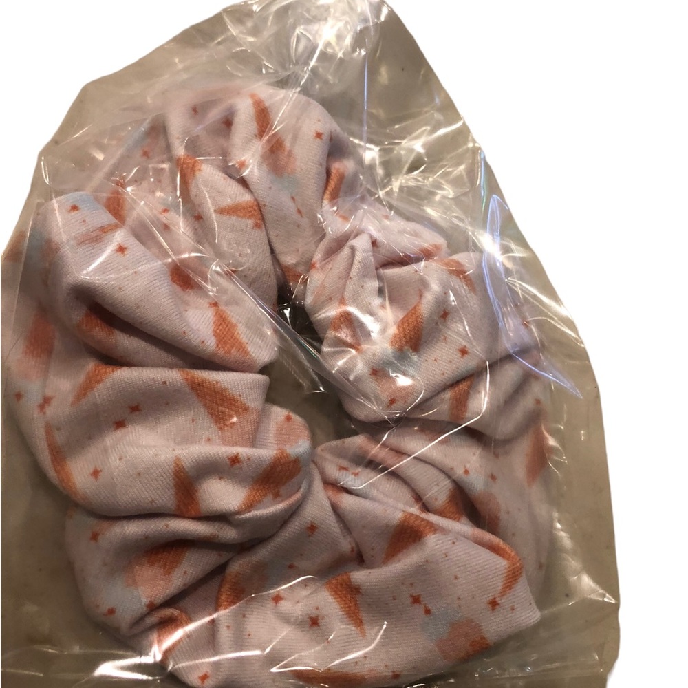NWT Handmade Peach Christmas Tree Scrunchy: Proceeds for School Fundraiser